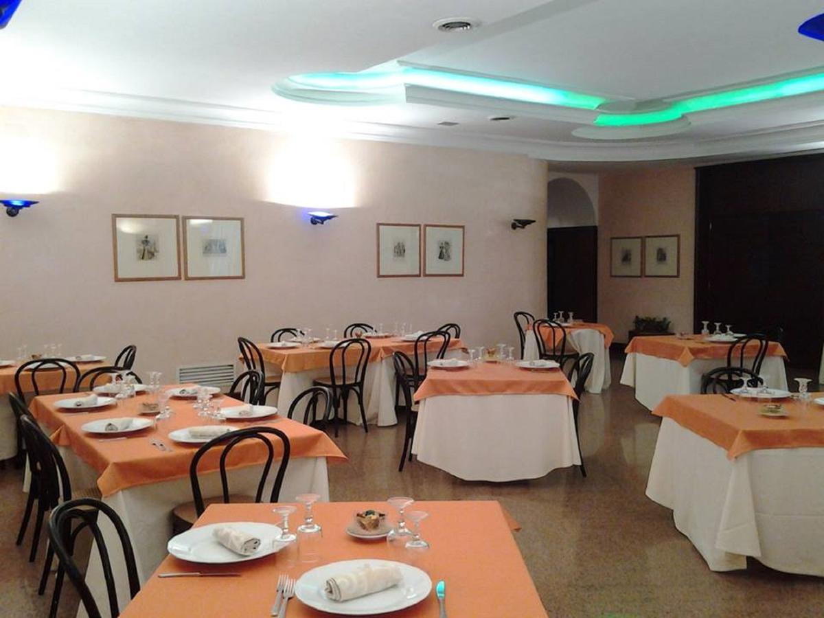 Hotel De La Ville & Centro Congressi Benevento Eksteriør billede