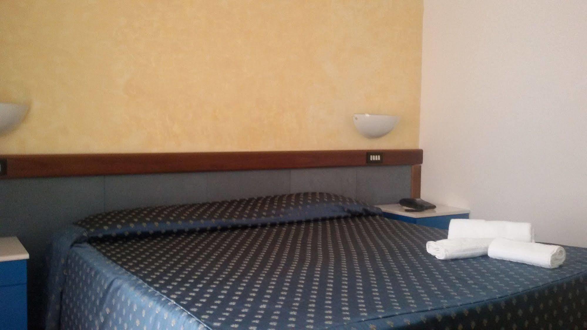 Hotel De La Ville & Centro Congressi Benevento Eksteriør billede