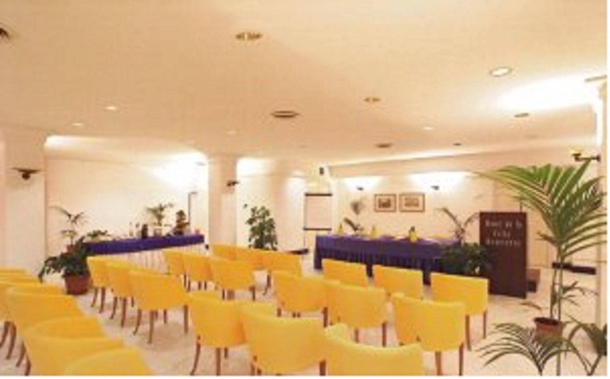 Hotel De La Ville & Centro Congressi Benevento Eksteriør billede